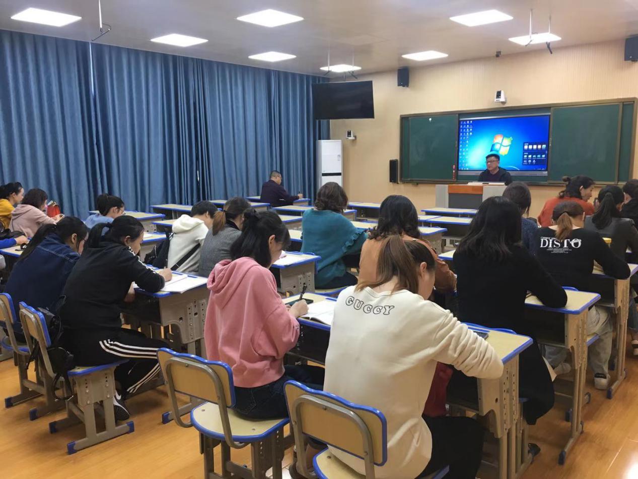 助力信息化教学 松滋市黄杰小学省平台应用培训会圆满结束